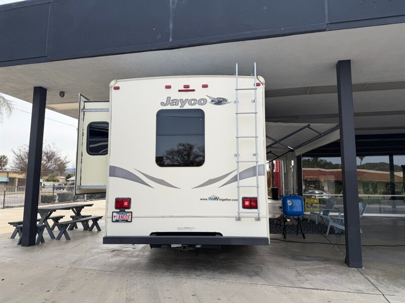 2016 Jayco Greyhawk 29MV   - Photo 4 - Hemet, CA 92544