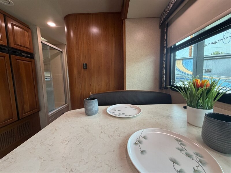 2016 Jayco Greyhawk 29MV   - Photo 16 - Hemet, CA 92544