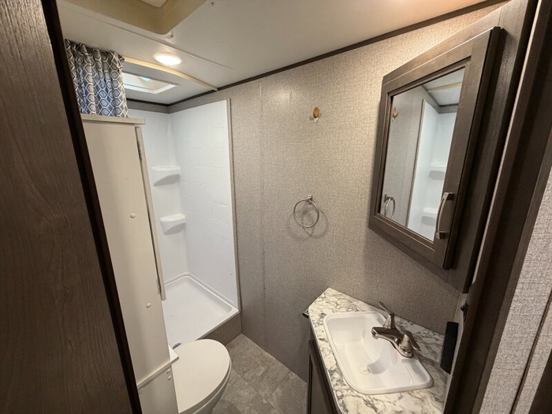 2020 Jayco Jay Flight SLX 8 242BHS   - Photo 15 - Hemet, CA 92544