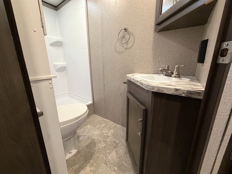 2020 Jayco Jay Flight SLX 8 242BHS   - Photo 14 - Hemet, CA 92544