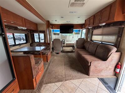 2009 Georgie Boy Pursuit 3150SA   - Photo 7 - Hemet, CA 92544