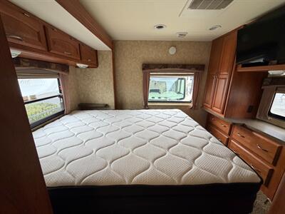 2009 Georgie Boy Pursuit 3150SA   - Photo 20 - Hemet, CA 92544