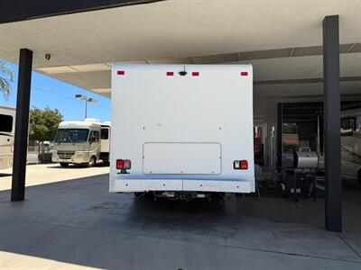 2016 Forest River Majestic 23AA   - Photo 4 - Hemet, CA 92544