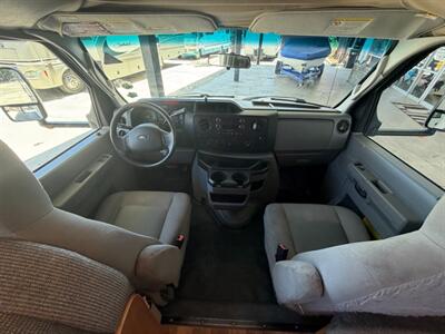 2016 Forest River Majestic 23AA   - Photo 10 - Hemet, CA 92544