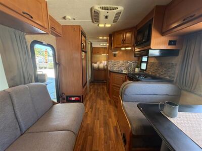 2016 Forest River Majestic 23AA   - Photo 12 - Hemet, CA 92544