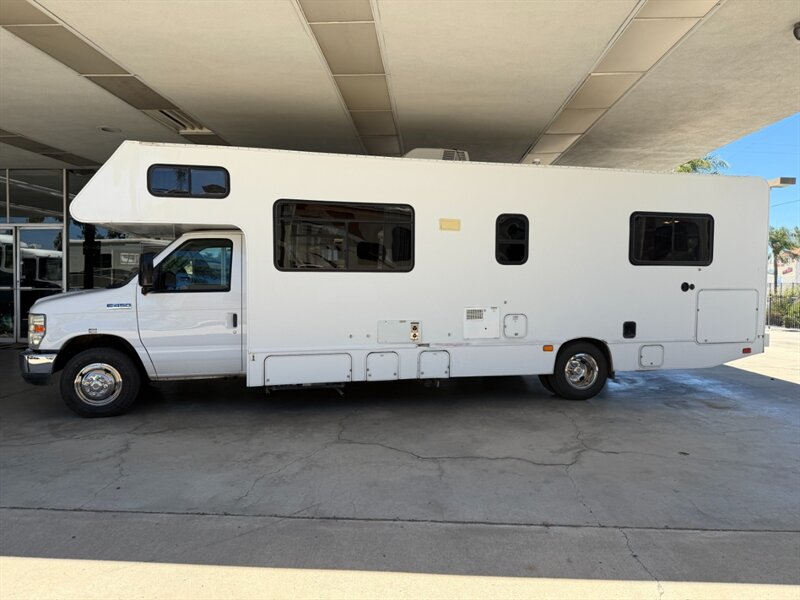 2016 Forest River Majestic 23AA   - Photo 3 - Hemet, CA 92544