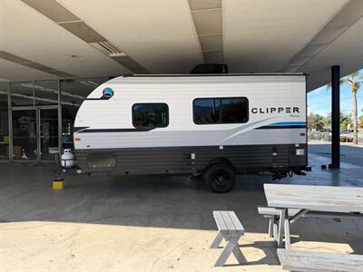 2023 Coachmen Clipper CWT 17CFQ CADET   - Photo 3 - Hemet, CA 92544