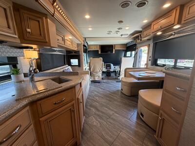 2019 Newmar Bay Star 3014   - Photo 26 - Hemet, CA 92544