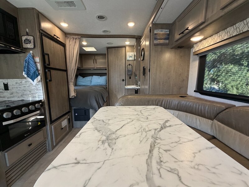 2020 Coachmen Prism 2150CB   - Photo 20 - Hemet, CA 92544