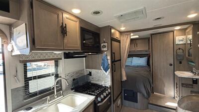 2020 Coachmen Prism 2150CB   - Photo 28 - Hemet, CA 92544