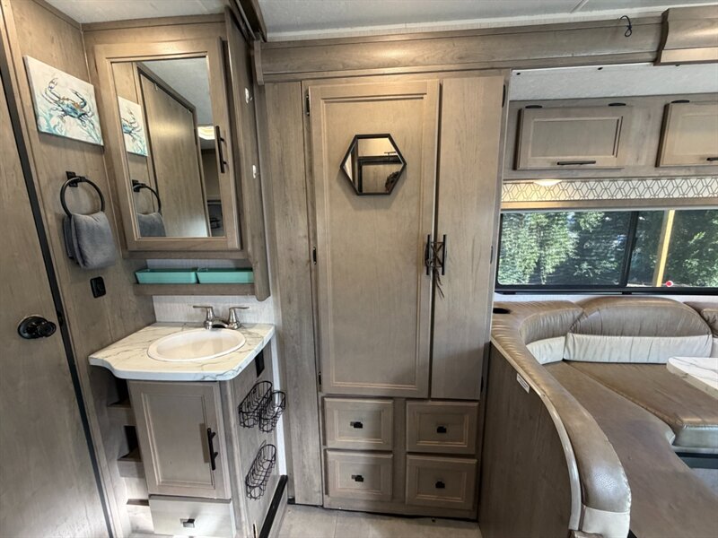 2020 Coachmen Prism 2150CB   - Photo 19 - Hemet, CA 92544