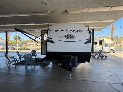 2022 Heartland Sundance Ultra Lite 241BH   - Photo 2 - Hemet, CA 92544