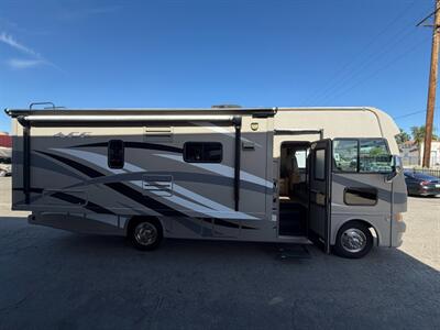 2013 Thor A.C.E 27.1   - Photo 4 - Hemet, CA 92544