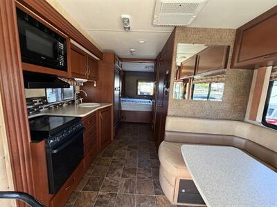 2013 Thor A.C.E 27.1   - Photo 12 - Hemet, CA 92544