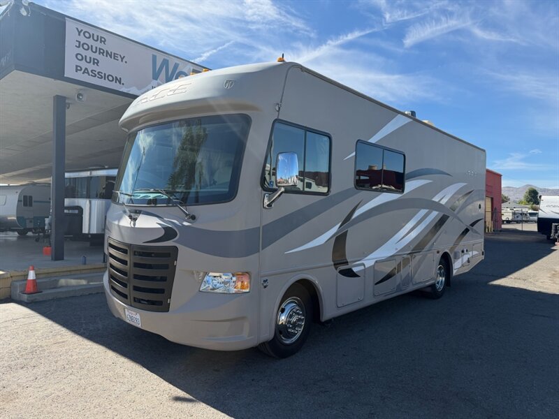 2013 Thor A.C.E 27.1   - Photo 3 - Hemet, CA 92544