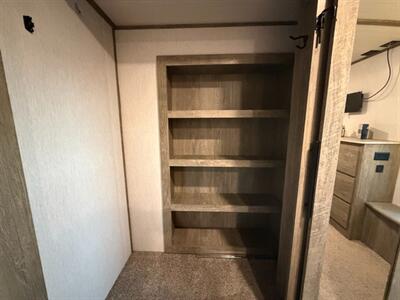 2022 Forest River Wildwood 353BED   - Photo 31 - Hemet, CA 92544