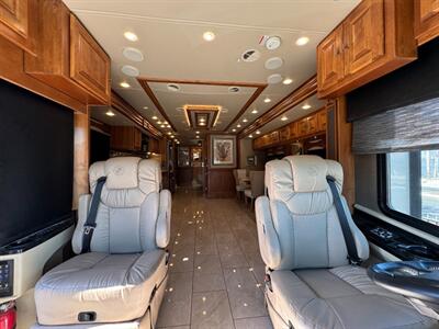 2018 Tiffin Phaeton 37BH   - Photo 3 - Hemet, CA 92544
