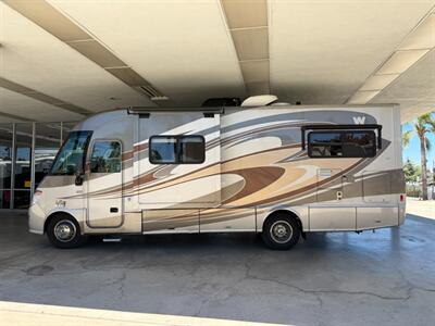 2012 Winnebago Via 25T - Photo 3 - Hemet, CA 92544