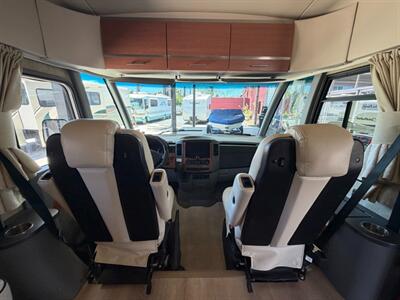 2012 Winnebago Via 25T - Photo 24 - Hemet, CA 92544
