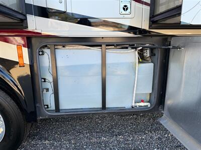 2014 Tiffin Allegro 35QBA   - Photo 35 - Hemet, CA 92544