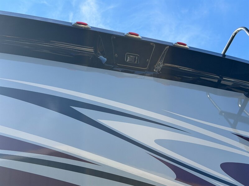 2014 Tiffin Allegro 35QBA   - Photo 38 - Hemet, CA 92544