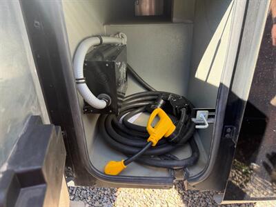 2014 Tiffin Allegro 35QBA   - Photo 42 - Hemet, CA 92544