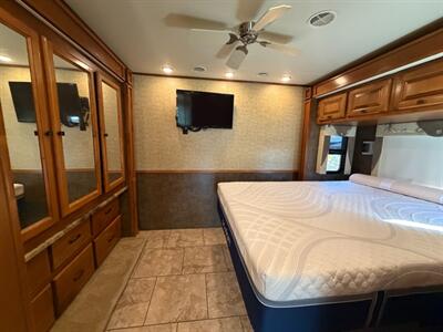 2014 Tiffin Allegro 35QBA   - Photo 22 - Hemet, CA 92544