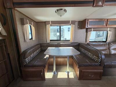 2017 Gulf Stream Innsbruck 268DDS   - Photo 11 - Hemet, CA 92544