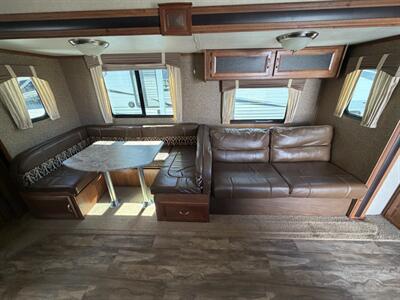 2017 Gulf Stream Innsbruck 268DDS   - Photo 9 - Hemet, CA 92544