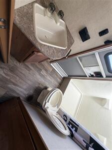 2017 Gulf Stream Innsbruck 268DDS   - Photo 18 - Hemet, CA 92544