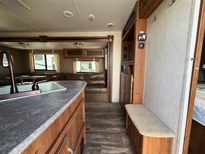 2017 Gulf Stream Innsbruck 268DDS   - Photo 7 - Hemet, CA 92544