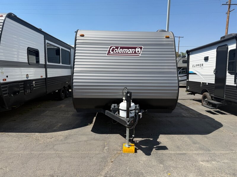 2023 Keystone Coleman 17B   - Photo 2 - Hemet, CA 92544
