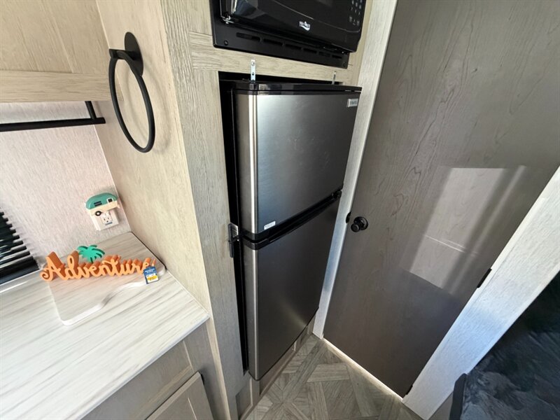 2024 Forest River Stealth Evo 175BH   - Photo 10 - Hemet, CA 92544