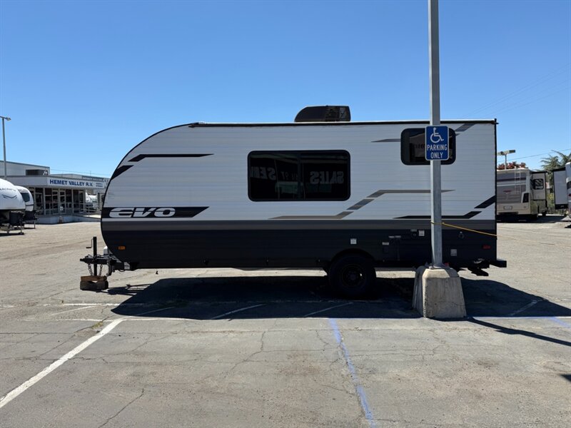2024 Forest River Stealth Evo 175BH   - Photo 2 - Hemet, CA 92544