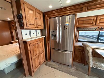 2013 Tiffin Phaeton 40QBH   - Photo 18 - Hemet, CA 92544