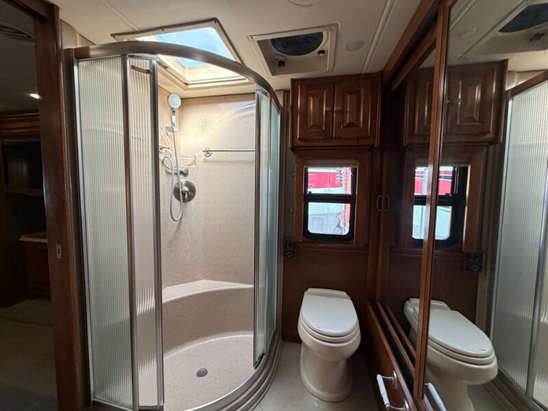 2013 Tiffin Phaeton 40QBH   - Photo 32 - Hemet, CA 92544