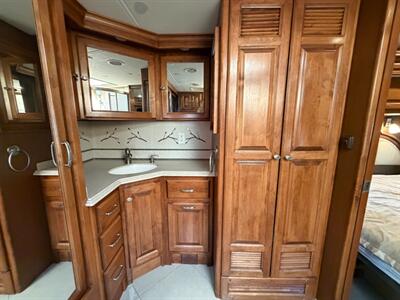 2013 Tiffin Phaeton 40QBH   - Photo 29 - Hemet, CA 92544