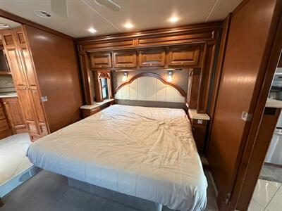 2013 Tiffin Phaeton 40QBH   - Photo 24 - Hemet, CA 92544
