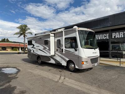2013 Itasca Sunstar 27N Sedan
