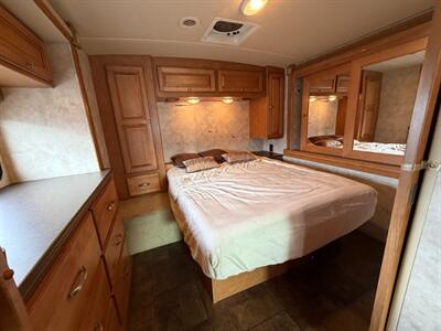 2013 Itasca Sunstar 27N   - Photo 15 - Hemet, CA 92544