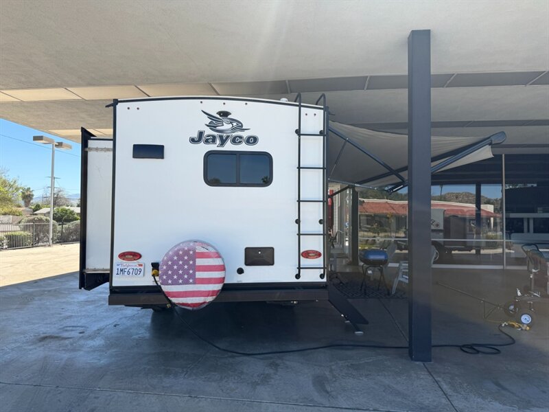 2021 Jayco Jay Feather 22RK   - Photo 4 - Hemet, CA 92544