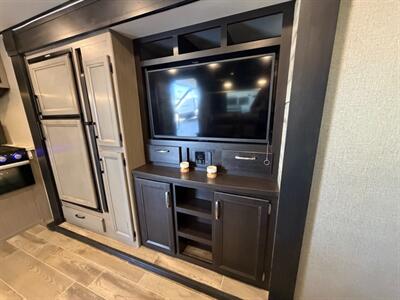 2021 Jayco Jay Feather 22RK   - Photo 11 - Hemet, CA 92544