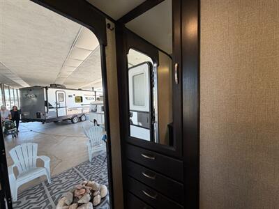 2021 Jayco Jay Feather 22RK   - Photo 16 - Hemet, CA 92544
