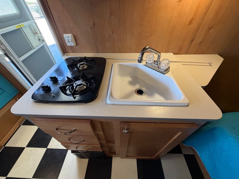 2017 Riverside RV White Water 177SE   - Photo 13 - Hemet, CA 92544