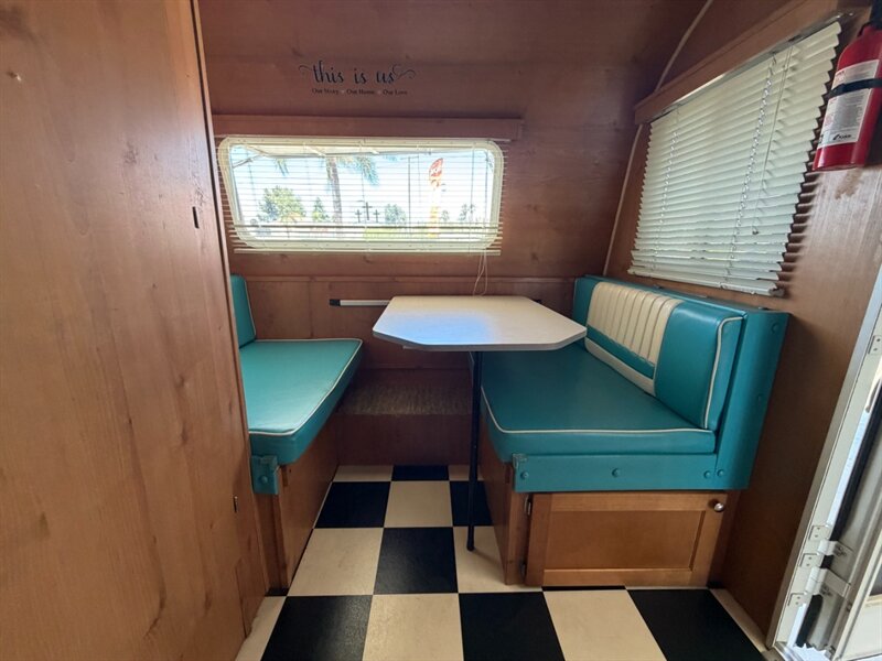 2017 Riverside RV White Water 177SE   - Photo 9 - Hemet, CA 92544