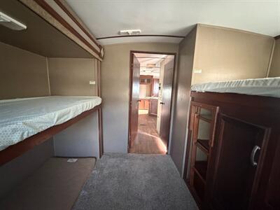 2016 Keystone Outback 312BH   - Photo 11 - Hemet, CA 92544