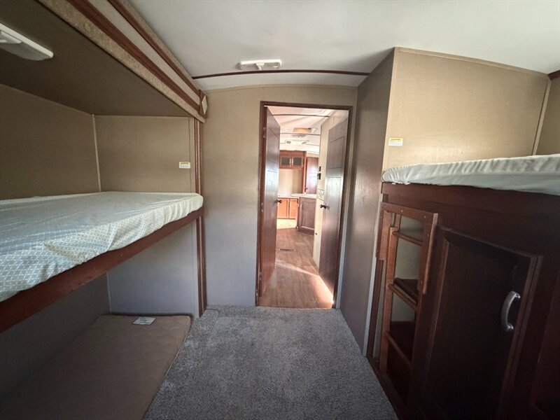 2016 Keystone Outback 312BH   - Photo 11 - Hemet, CA 92544