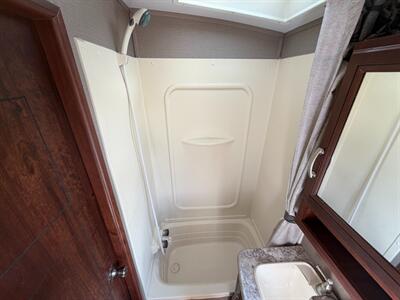 2016 Keystone Outback 312BH   - Photo 6 - Hemet, CA 92544
