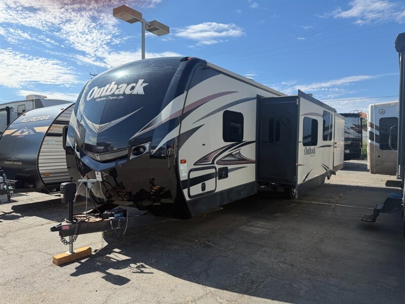 2016 Keystone Outback 312BH   - Photo 1 - Hemet, CA 92544