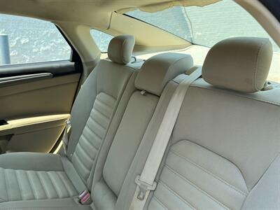 2015 Ford Fusion SE - Photo 10 - Huffman, TX 77336